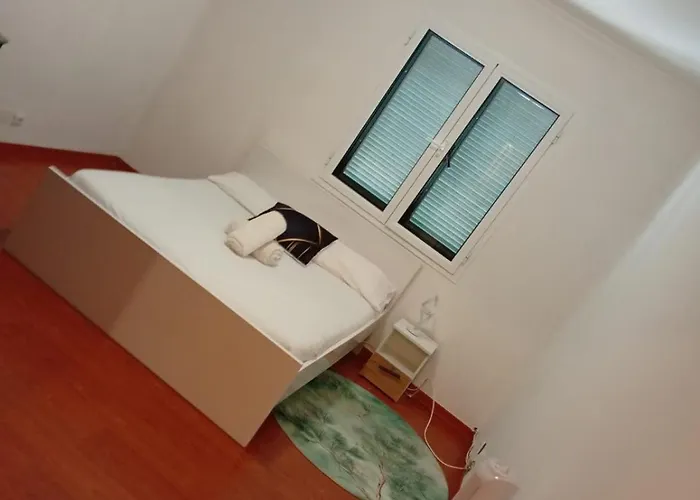 Geovanny House * فونشال